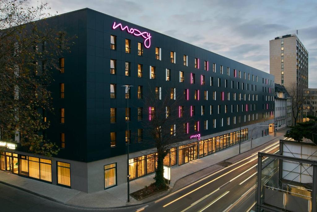 Moxy, Essen